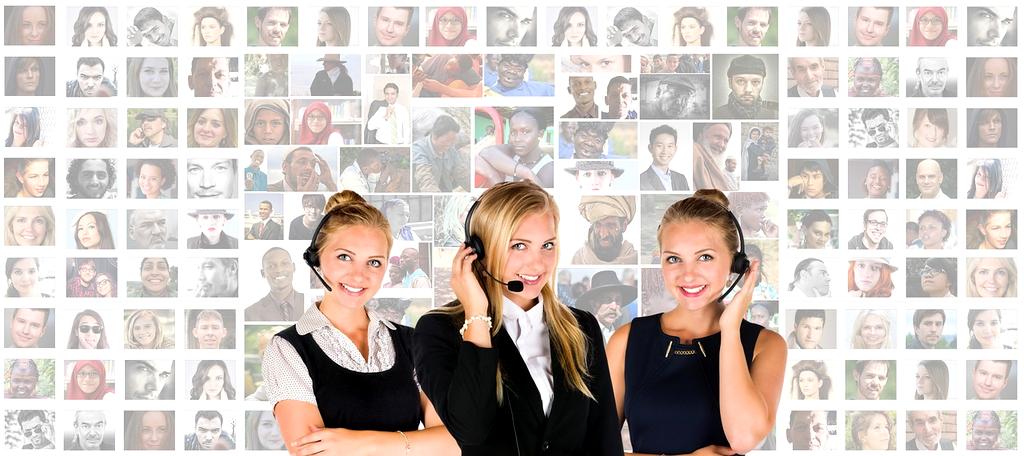 Customer satisfaction award with five-star rating and testimonial highlights