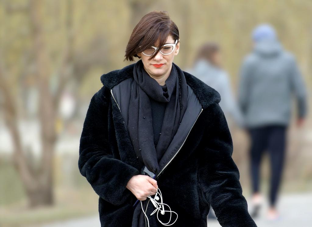 Modern voice recognition interface with waveform patterns and AI processing indicators